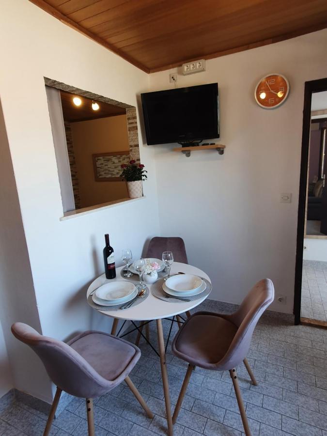 Apartmani Daria & Jure Trogir Eksteriør billede