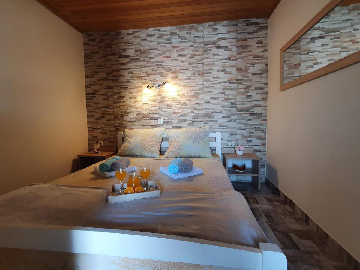 Apartmani Daria & Jure Trogir Eksteriør billede